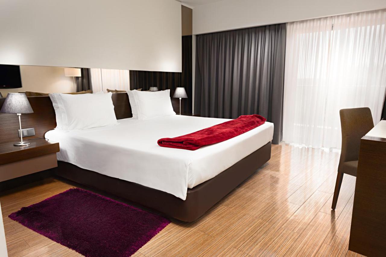 Hotel Dos Zimbros سيسيمبرا المظهر الخارجي الصورة
